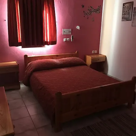 Πανσιόν Nikos 2*